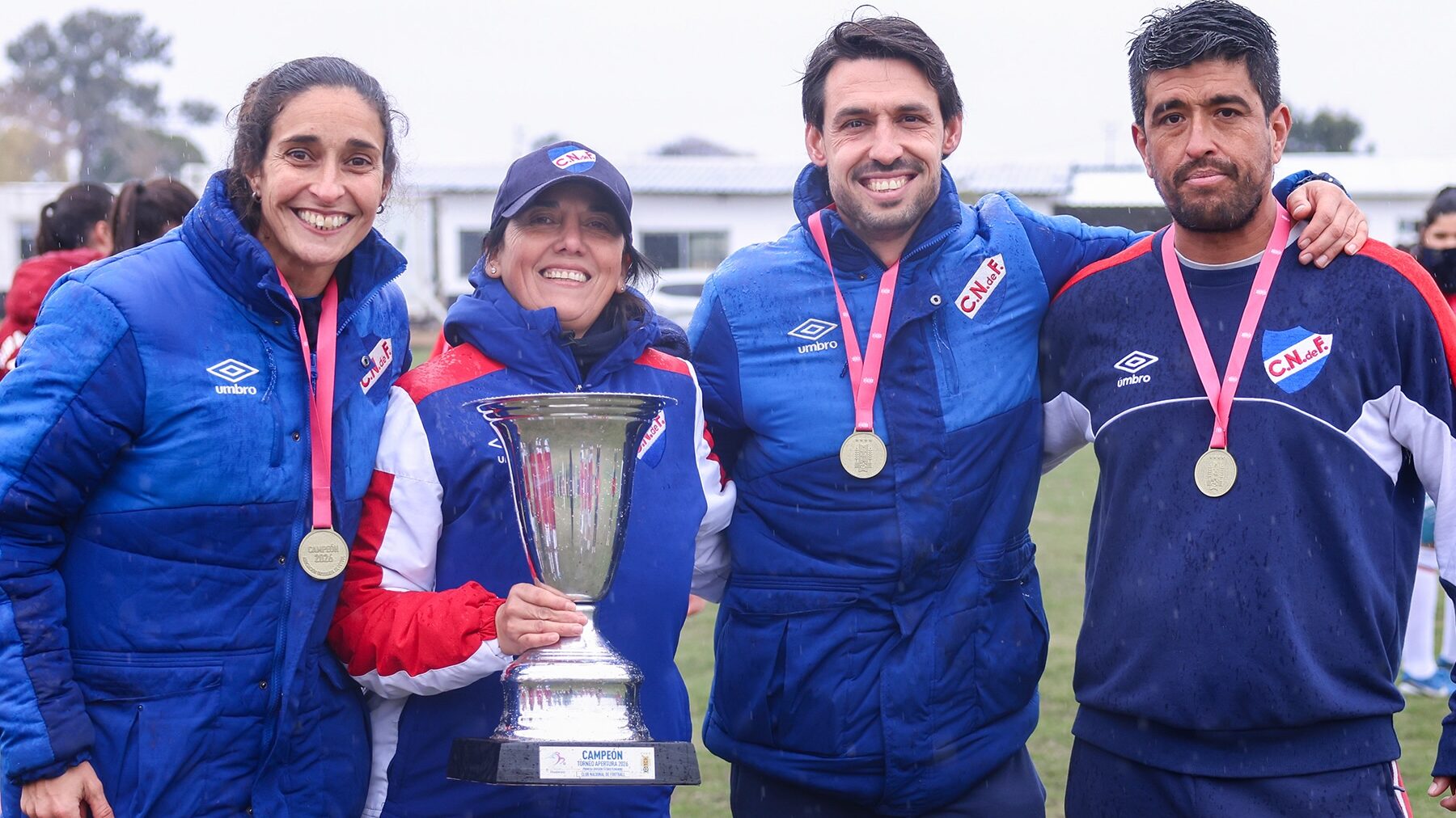 Paula Navarro no continuará dirigiendo al Club Nacional