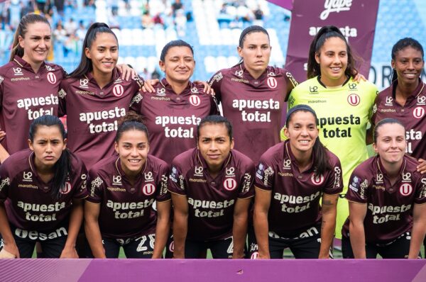 Universitario empata con Sporting Cristal en la final de ida en Perú