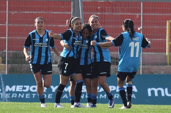 Huachipato doblega a Unión Española en Santa Laura