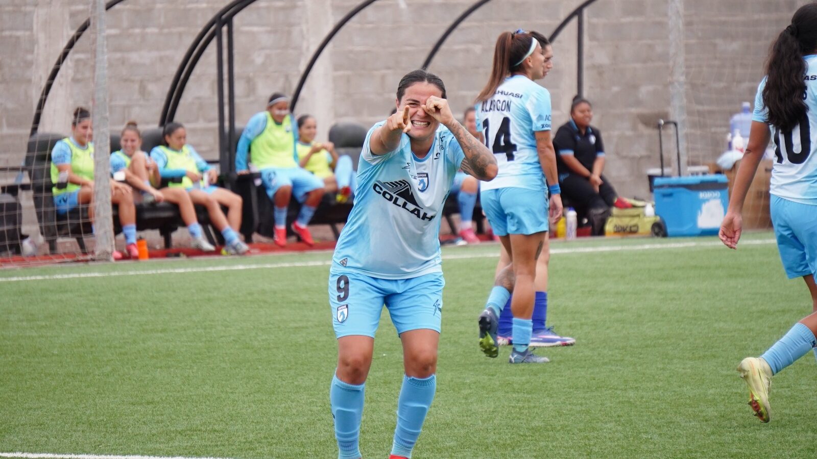 Deportes Iquique apabulla a Universidad de Concepción al ritmo de Katerine Cubillos
