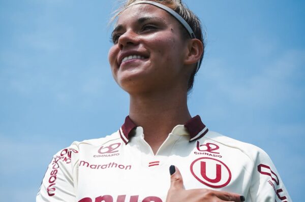 Lesly Olivares se suma a Universitario para la Copa Libertadores