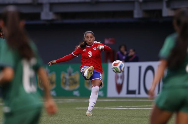 Adriana Moreno tras su primer póker con La Roja: “Feliz por haber aportado”