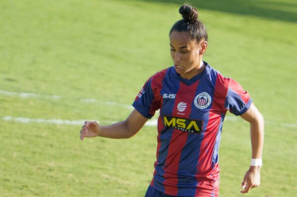Laura De la Torre vuelve al gol en Itabirito con un doblete